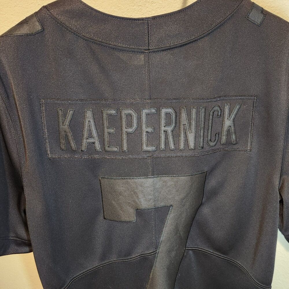 Nike Colin Kaepernick True to 7 Jersey Black Icon 2.0 CN5314-011 Size Small Rare - Picture 3 of 15